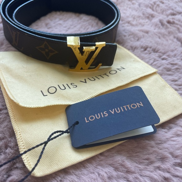 Louis Vuitton Black and Gold Belt with Signature Design - Picture 1 of 3